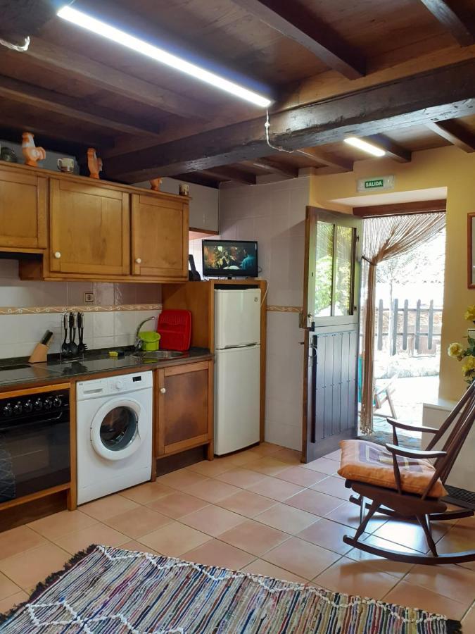 La Casina De Santulaya Villa Adrales Екстериор снимка